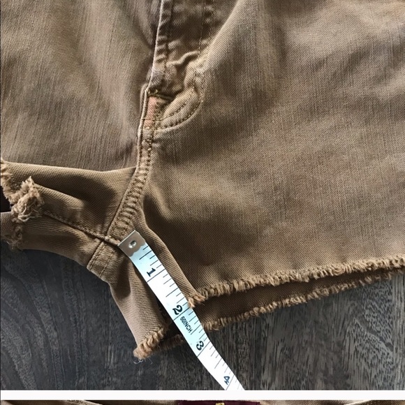 7 For All Mankind Brown Shorts - Picture 4 of 5
